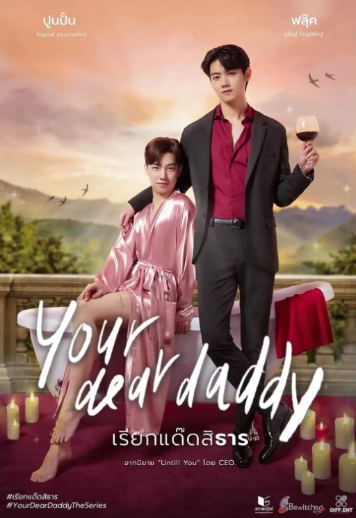发现被偷拍还主动配合的风骚御姐黑丝高跟女神发现被偷拍还表演艳舞搔首弄姿配合直播操完后主动说知道被偷拍把男的弄尴尬了 - 夕夕Vlog